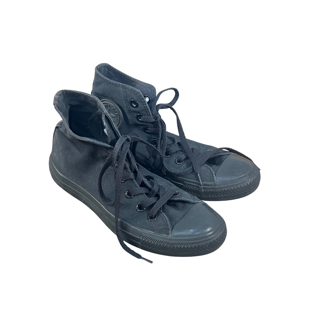 Converse High Top Black Shoes Unisex Streetwear 90s Vibes Grunge Punk Twee